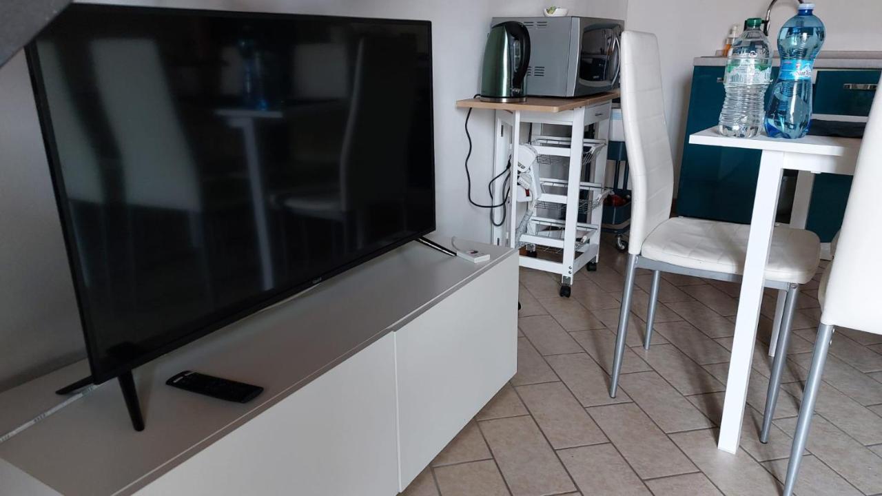 ロナートLoft Regia Anticaアパートメント エクステリア 写真